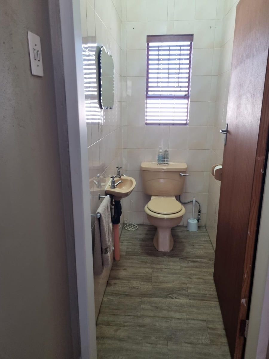 3 Bedroom Property for Sale in Meerhof North West